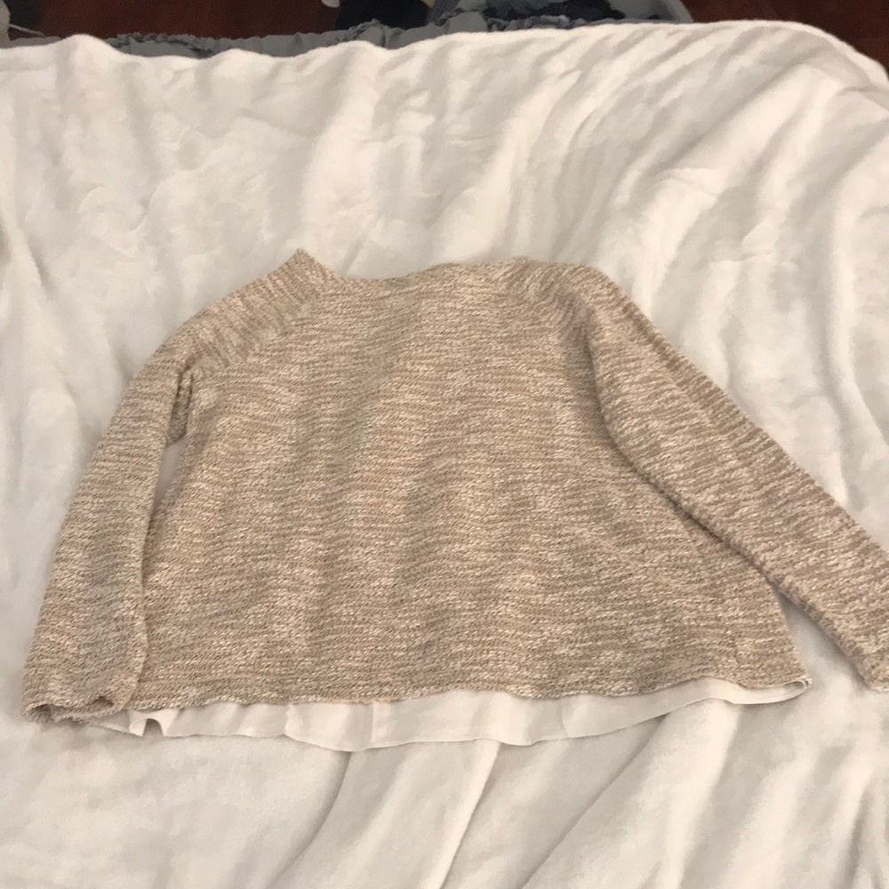 Pink tweed blouse with flowy back accent